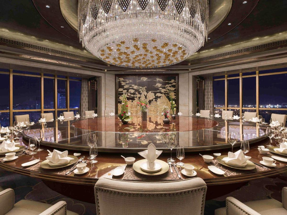 ホテル Pullman Yantai Center エクステリア 写真