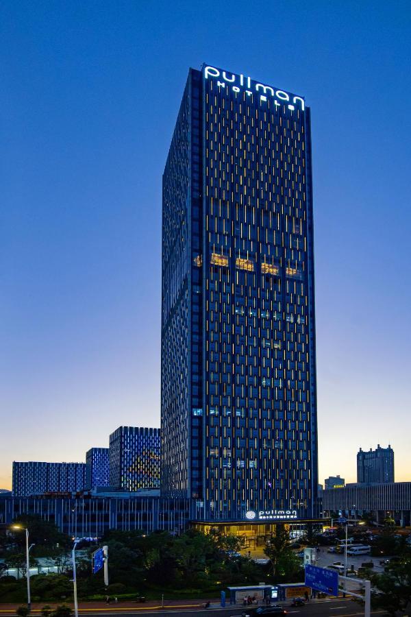 ホテル Pullman Yantai Center エクステリア 写真
