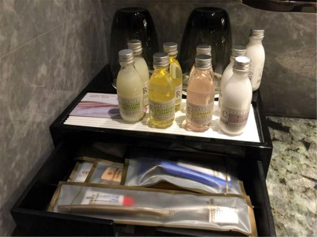 ホテル Pullman Yantai Center エクステリア 写真
